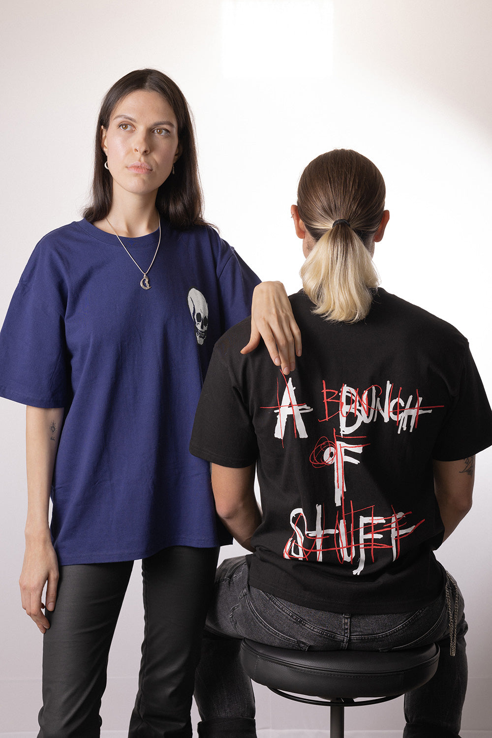 JOHNNY DEPP 「A Bunch of Stuff」グッズTシャツ A Bunch Of Stuff - Black | Apparel | Johnny Depp – A Bunch Of